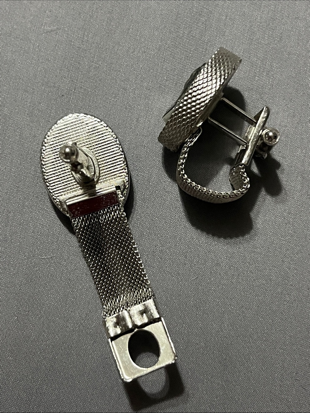 Source Unknown Black and Silver Cameo Cuff Links - Picture 3 of 3
